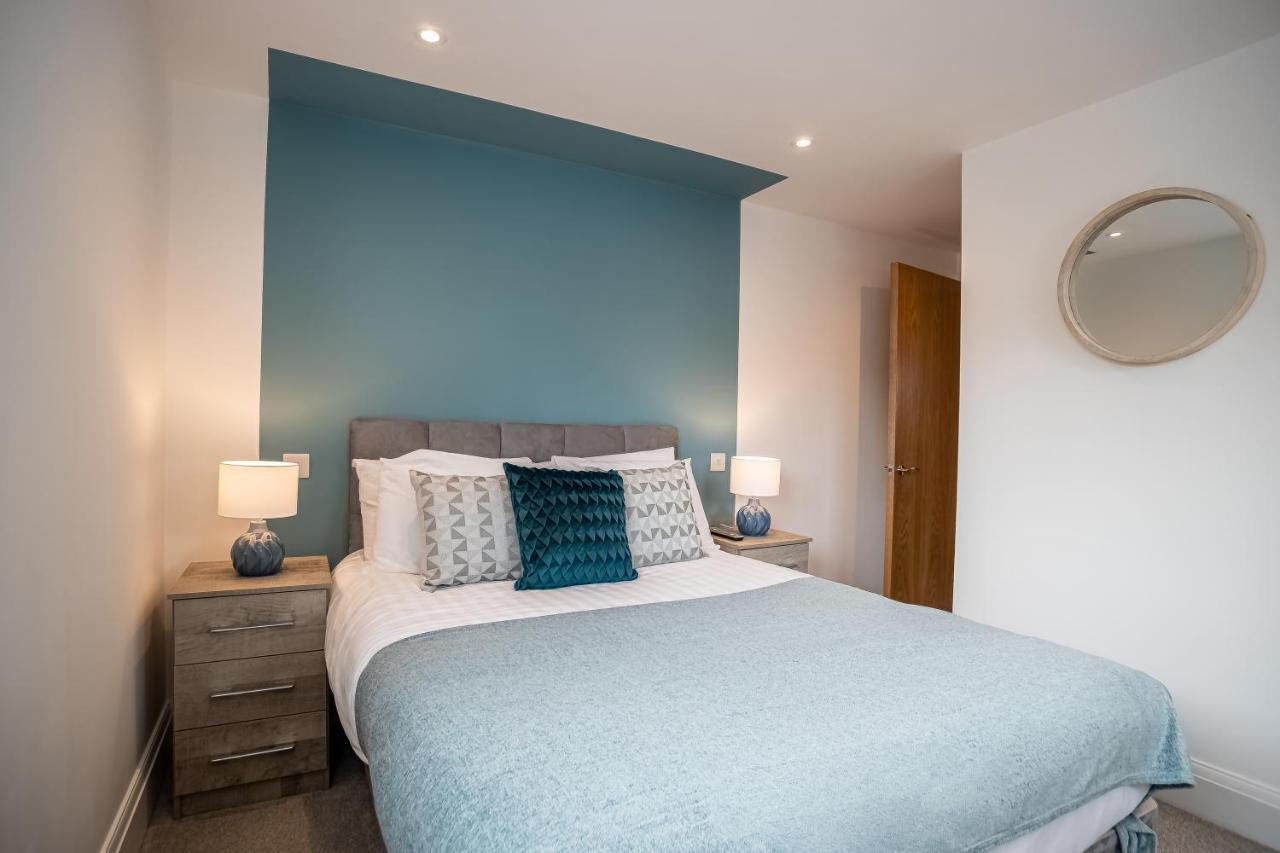 Elegant Fresh Spacious Two Bed Apartment - Juliet Balcony - Sea, Marina, Harbour Views, English Riviera Clock Tower Torquay Zewnętrze zdjęcie